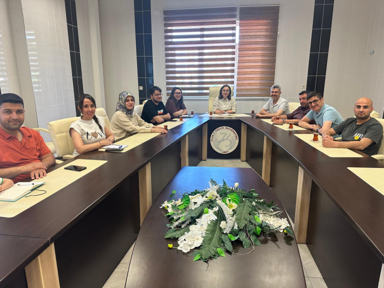 SHMYO’da Birim ve Bölüm İç Değerlendirme Raporlarına Yönelik Toplantısı